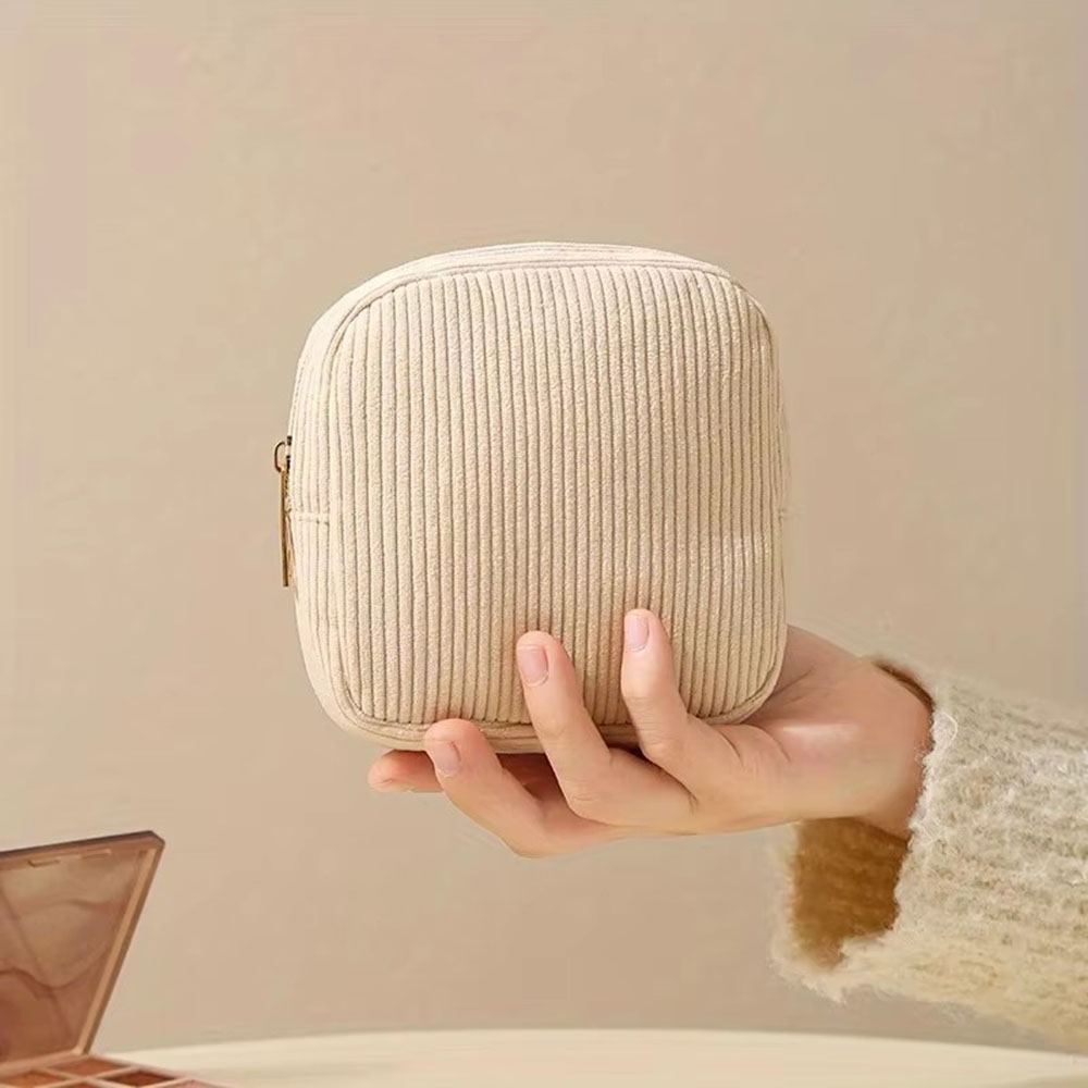 Large Capacity Sanitary Pads B - đánh giá và giá Cosmetic Bags